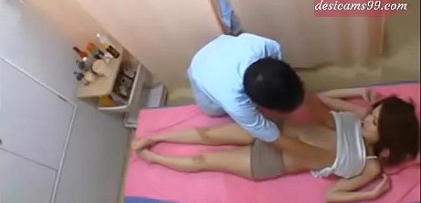  Amazely Sexy Asian Girl Gets Excited In Massage Session